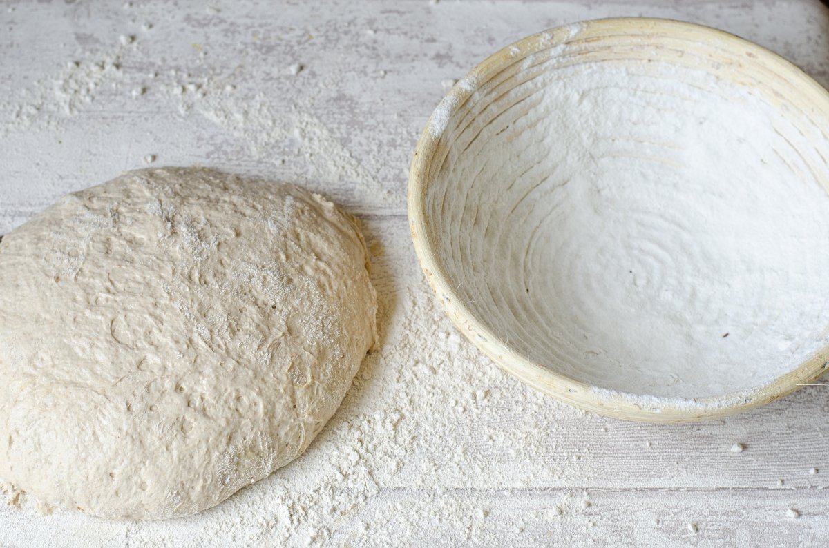 Prepared rye bread dough and fermentation basket
