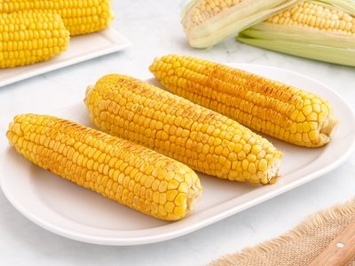 Cómo cocinar mazorcas de maíz: cocidas, en microondas, al horno o en airfryer