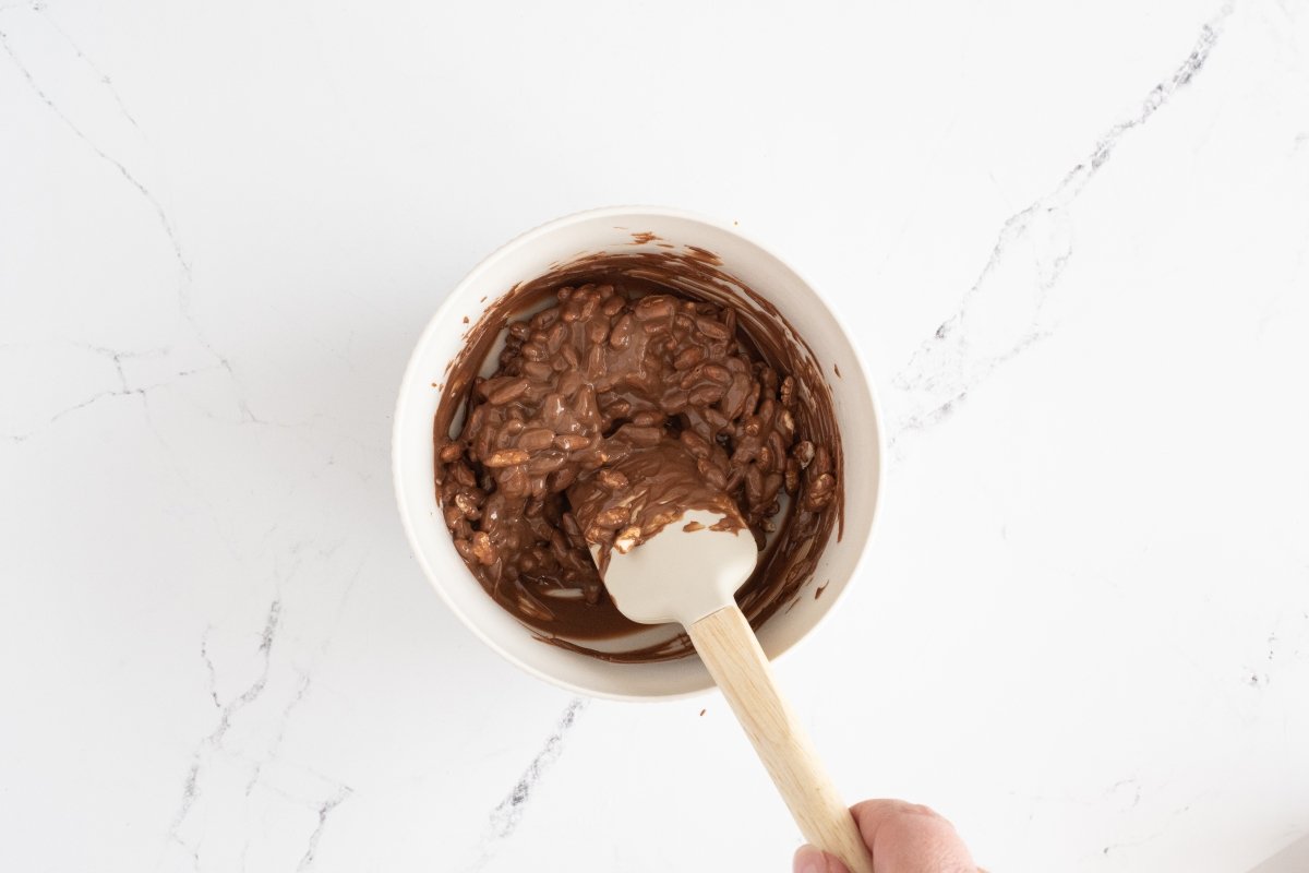 Mezclamos el arroz inflado