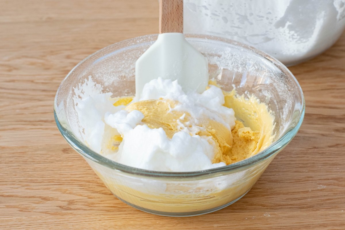 Mix the yolks with a little white from the San Marcos cake