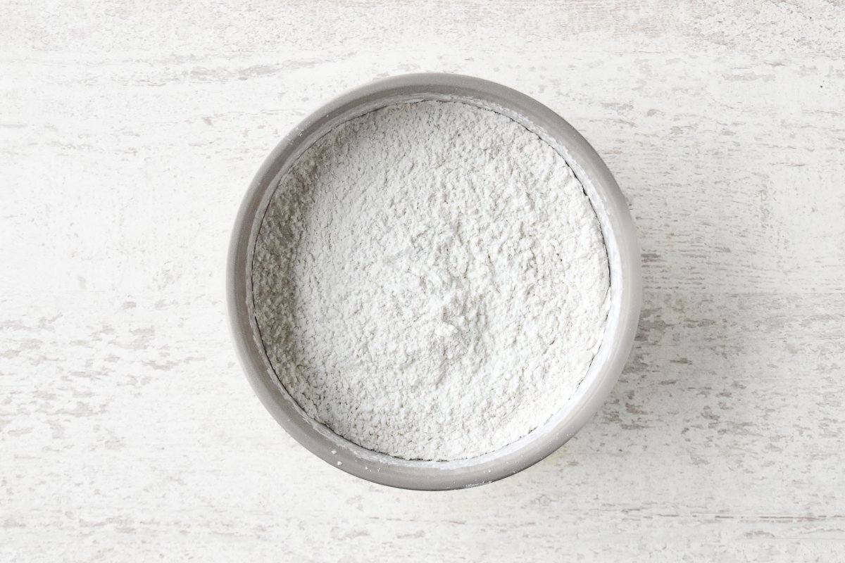 Mezclamos los ingredientes secos excepto la xantana