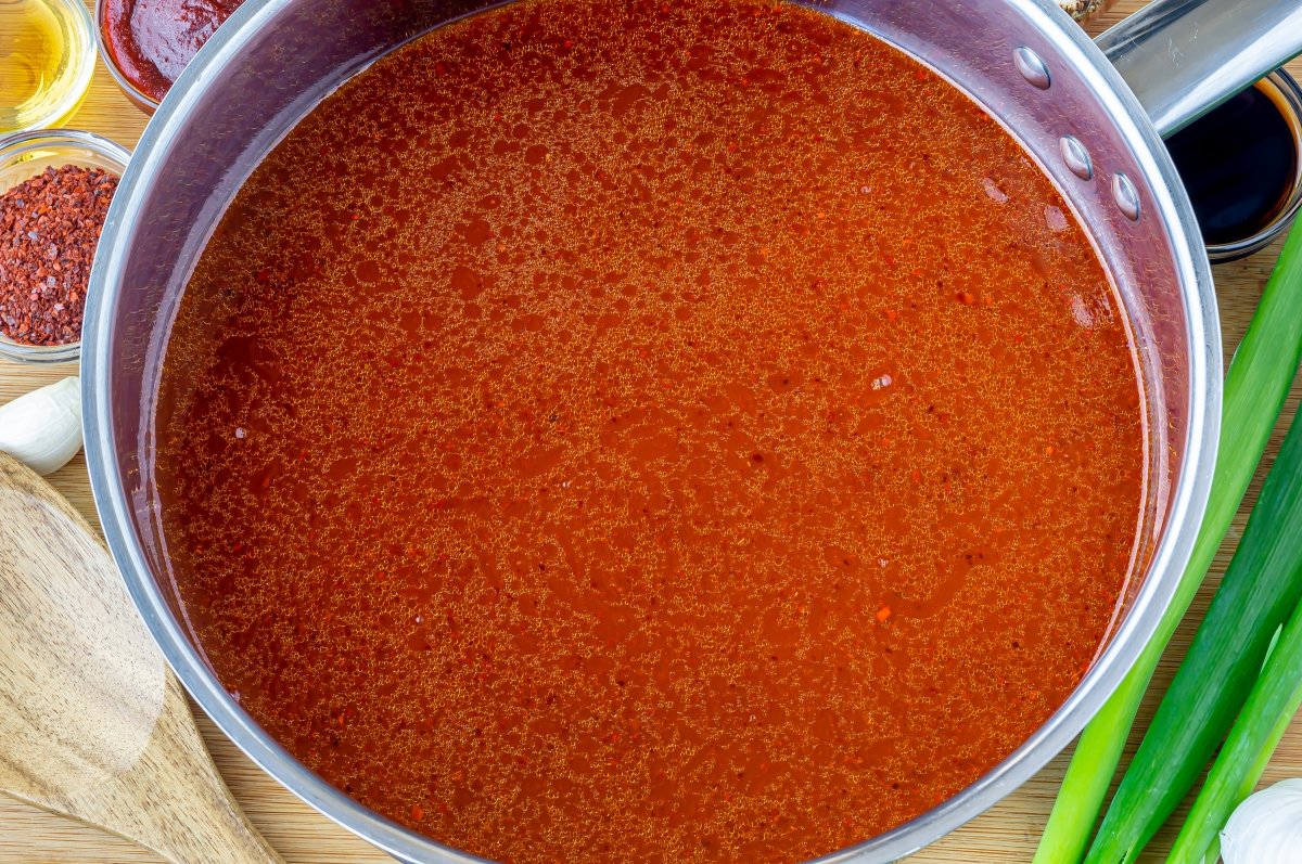 Mezclar la salsa del tteokbokki