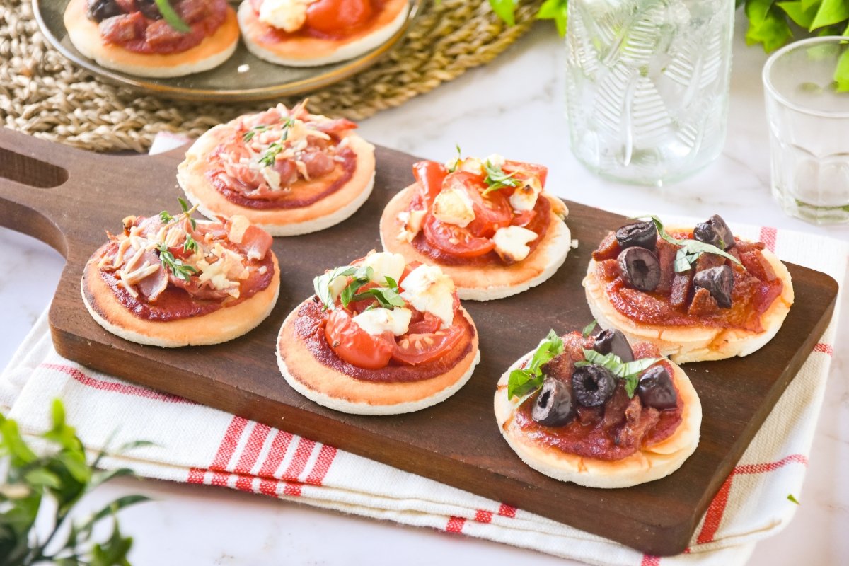 Mini pizzas listas para comer