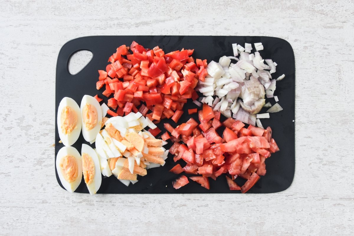 Mise en place de los vegetales para la ensalada campera