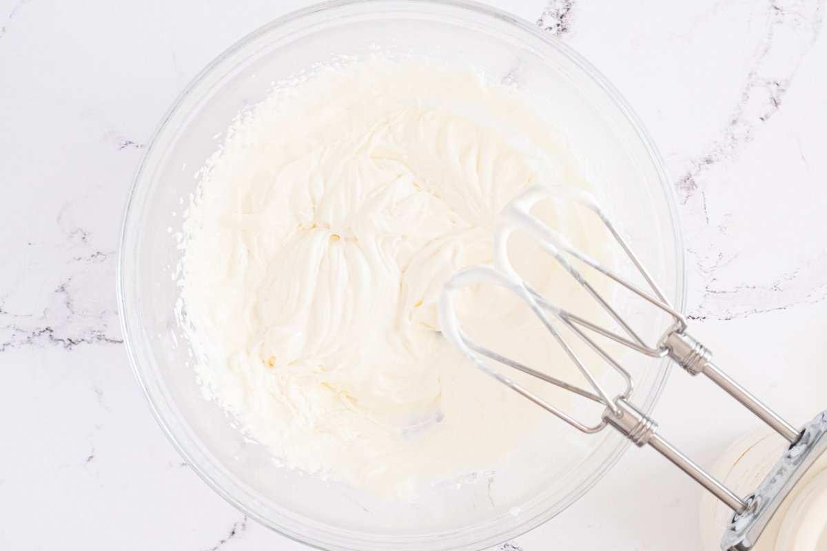Montamos la nata del limón helado