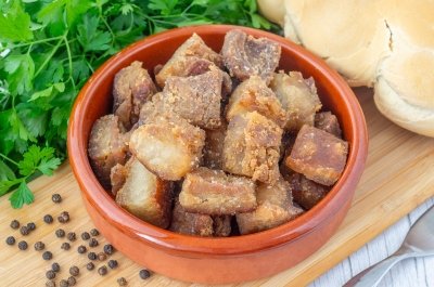 Morro de cerdo frito