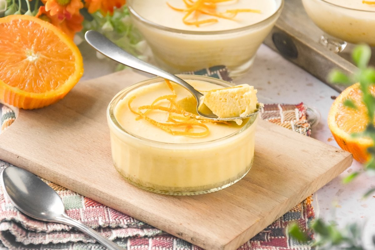 Mousse de naranja lista para comer