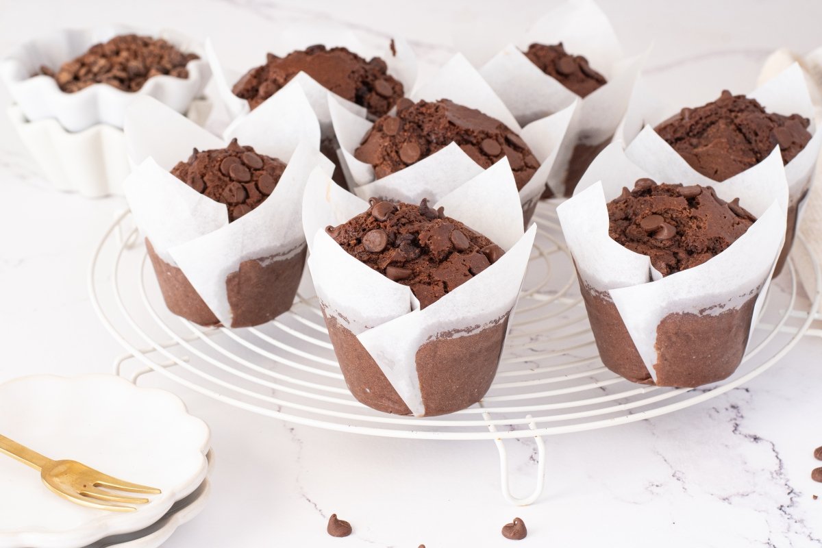 Muffins de chocolate listos para servir