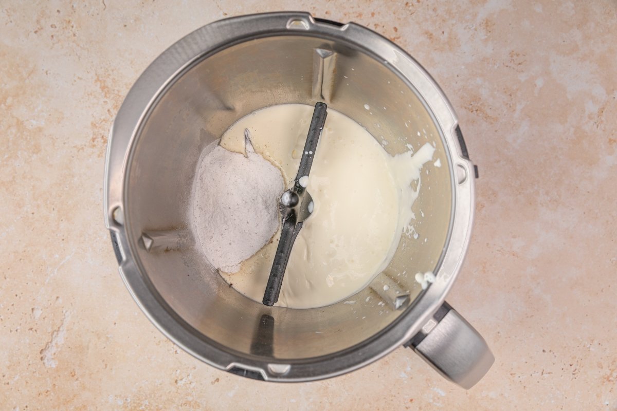Nata y azúcar para la nata montada en Thermomix