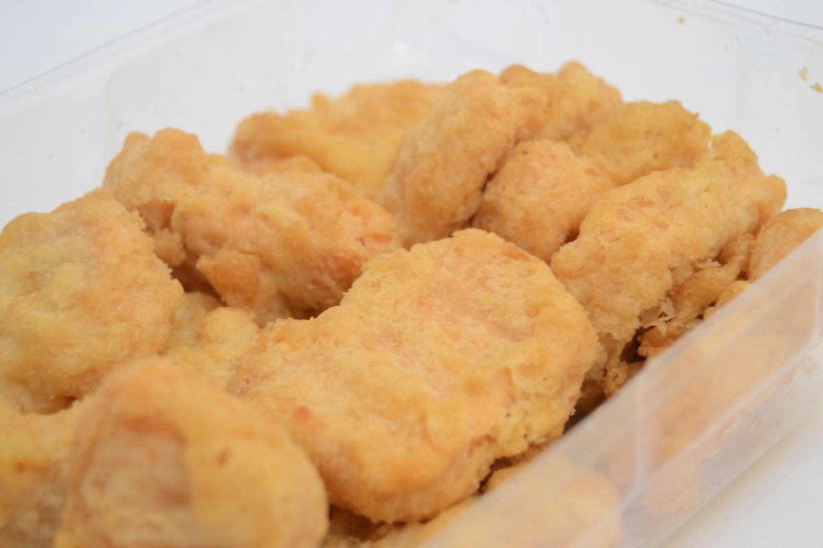 Nuggets Hacendado con salmón tras abrir el envase