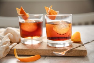 Origen e historia de la coctelería