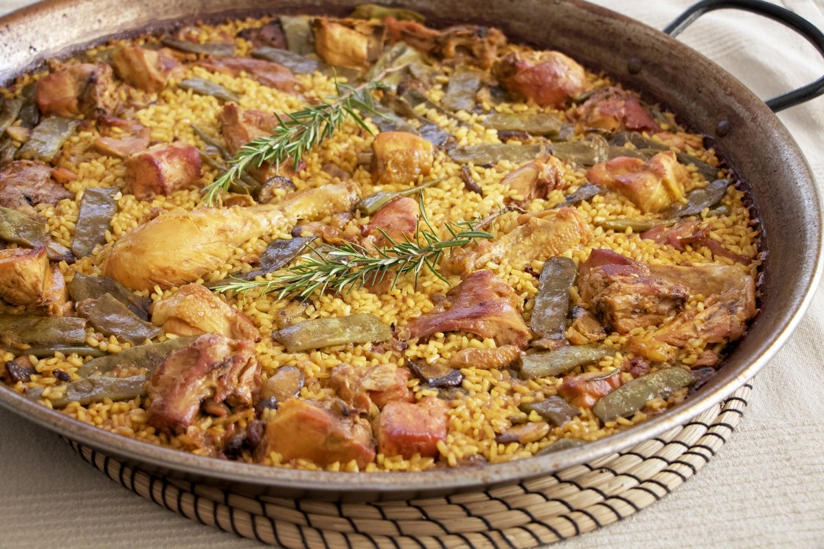 Paella valenciana tradicional, la auténtica receta paso a paso