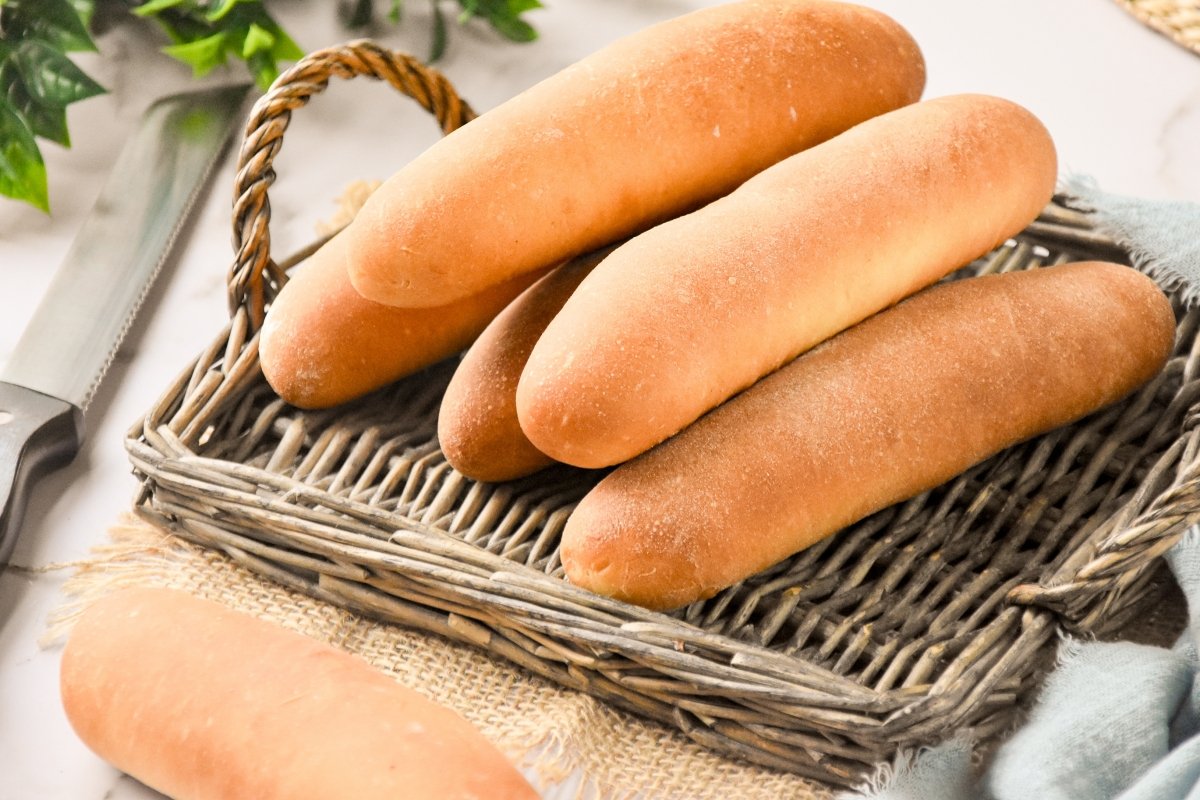 Pan para hot dog listo para comer