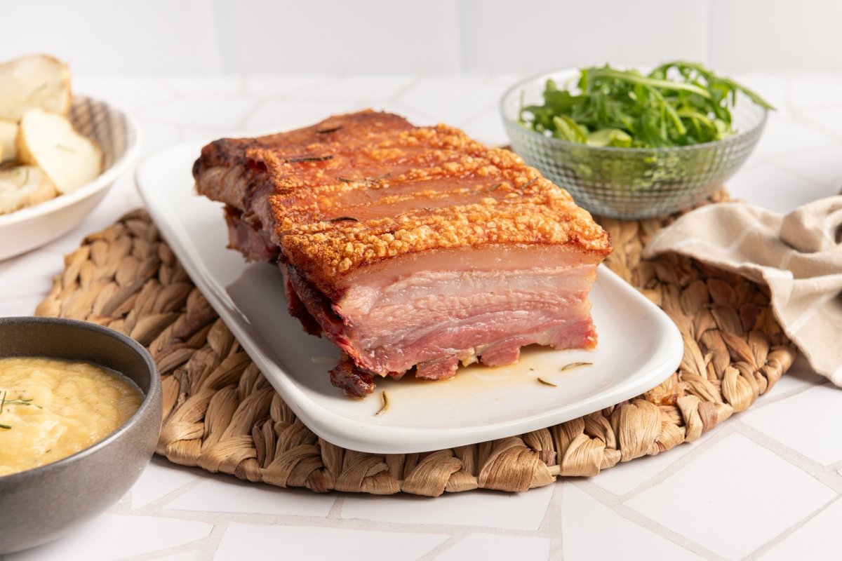 Panceta al horno recién hecha