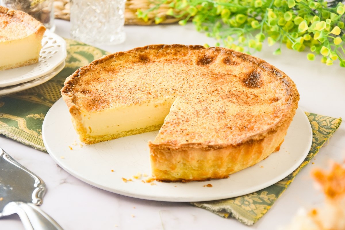 Pastel de crema listo para servir