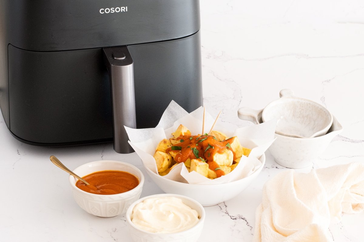 Patatas bravas en freidora de aire