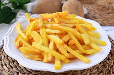 Patatas fritas en freidora de aire