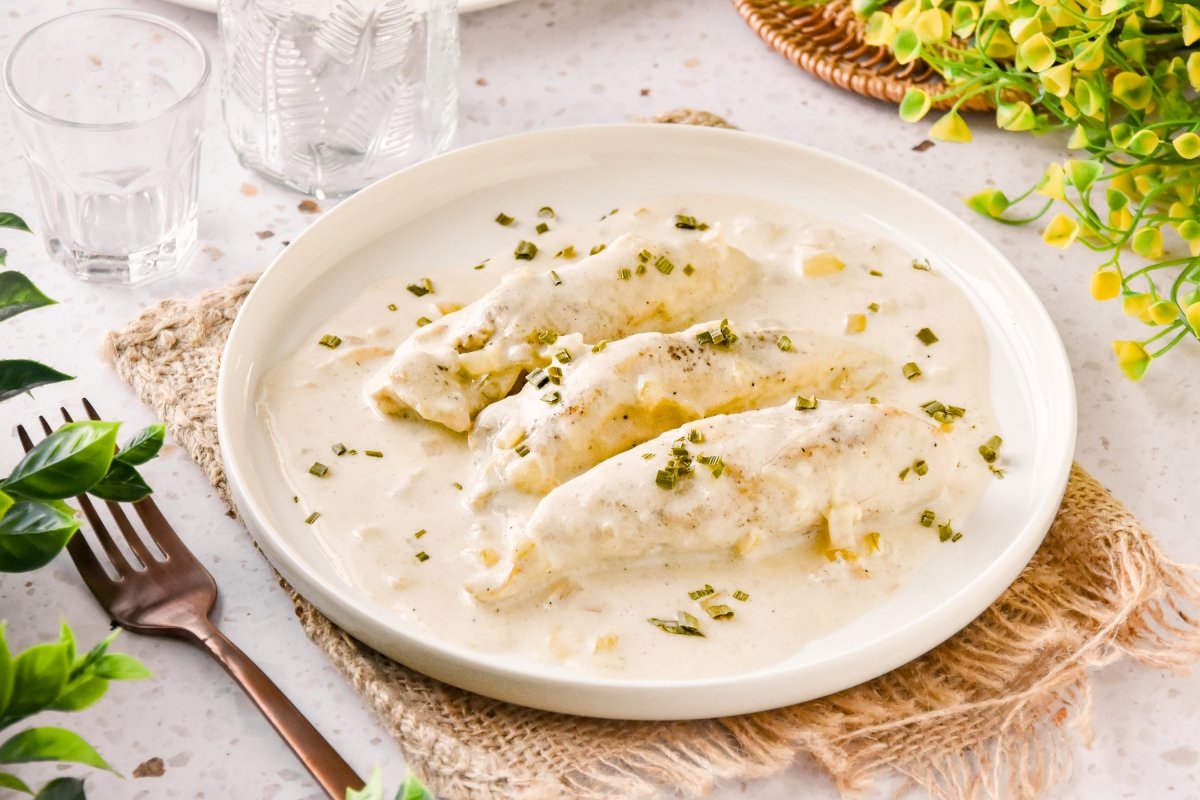 Pechugas de pollo con salsa de queso caseras