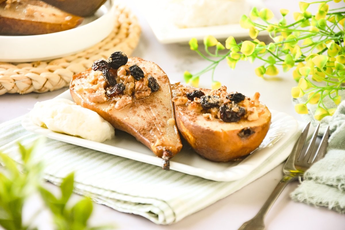 Peras asadas listas para comer