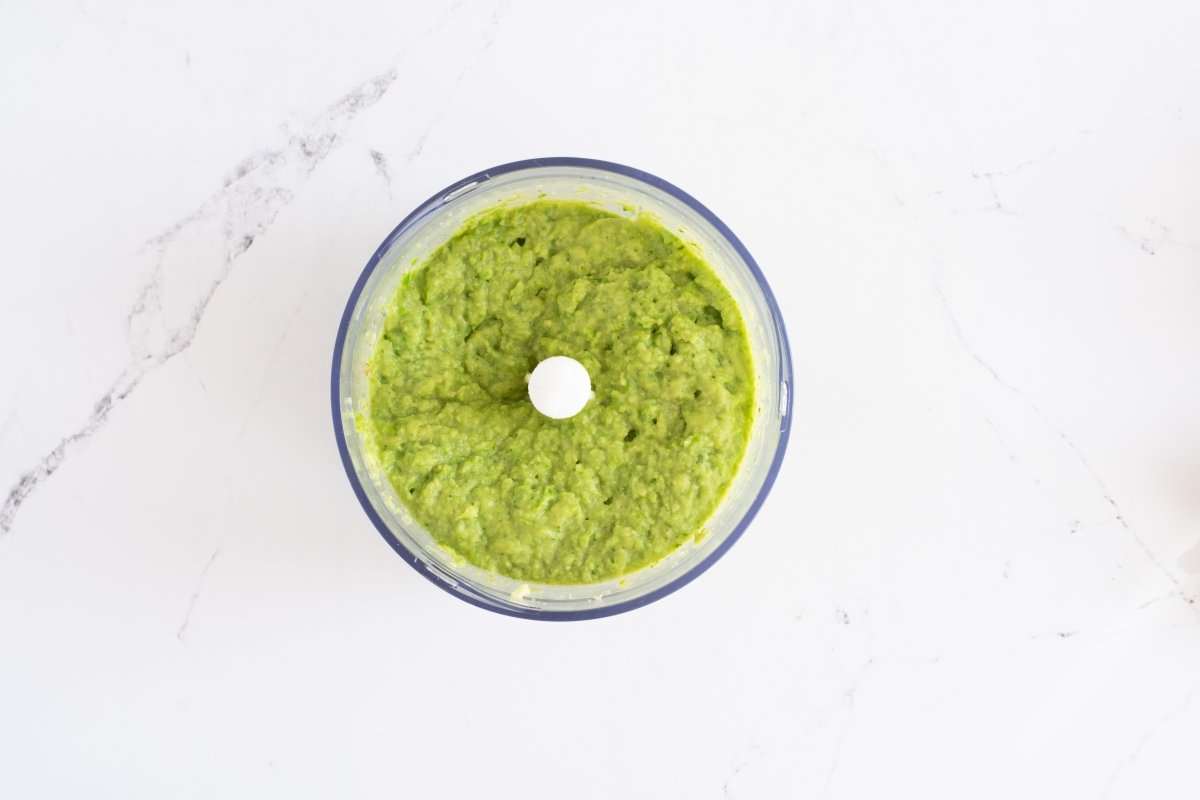Picamos el guacamole de guisantes