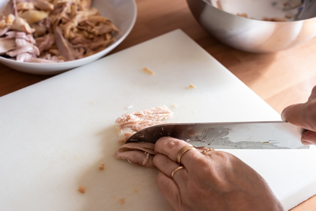 Picar las carnes cocidas