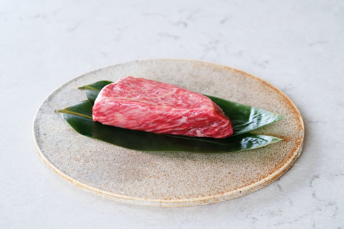 Pieza de carne japonesa con gran inflitración de grasa