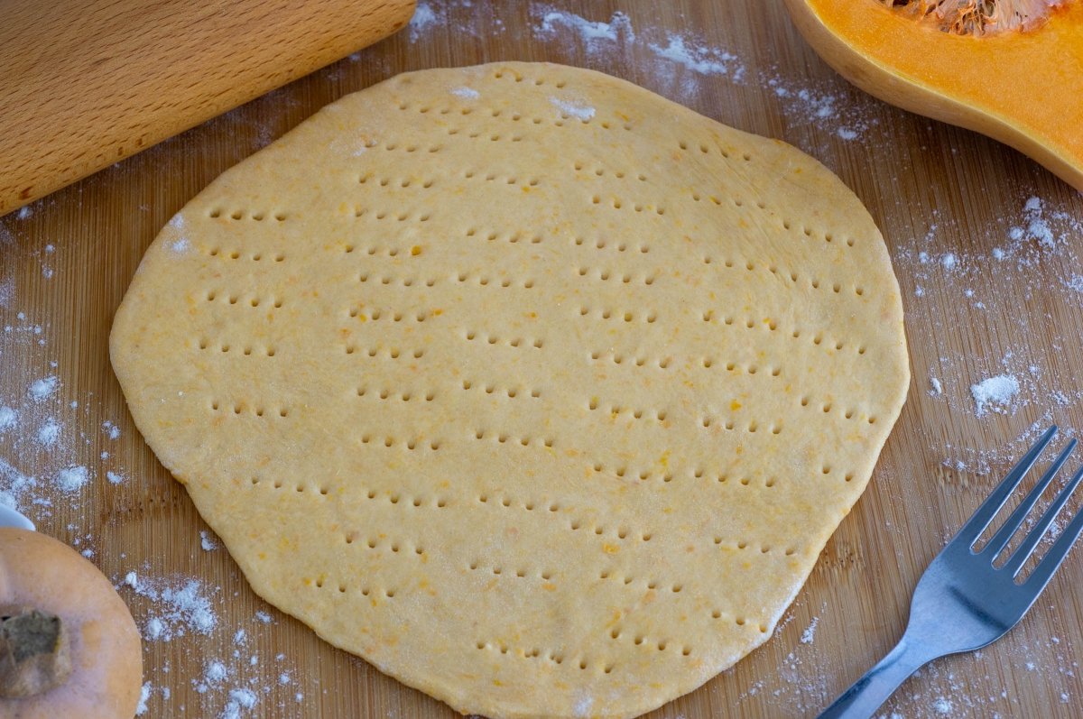 Pinchar la masa para las sopaipillas
