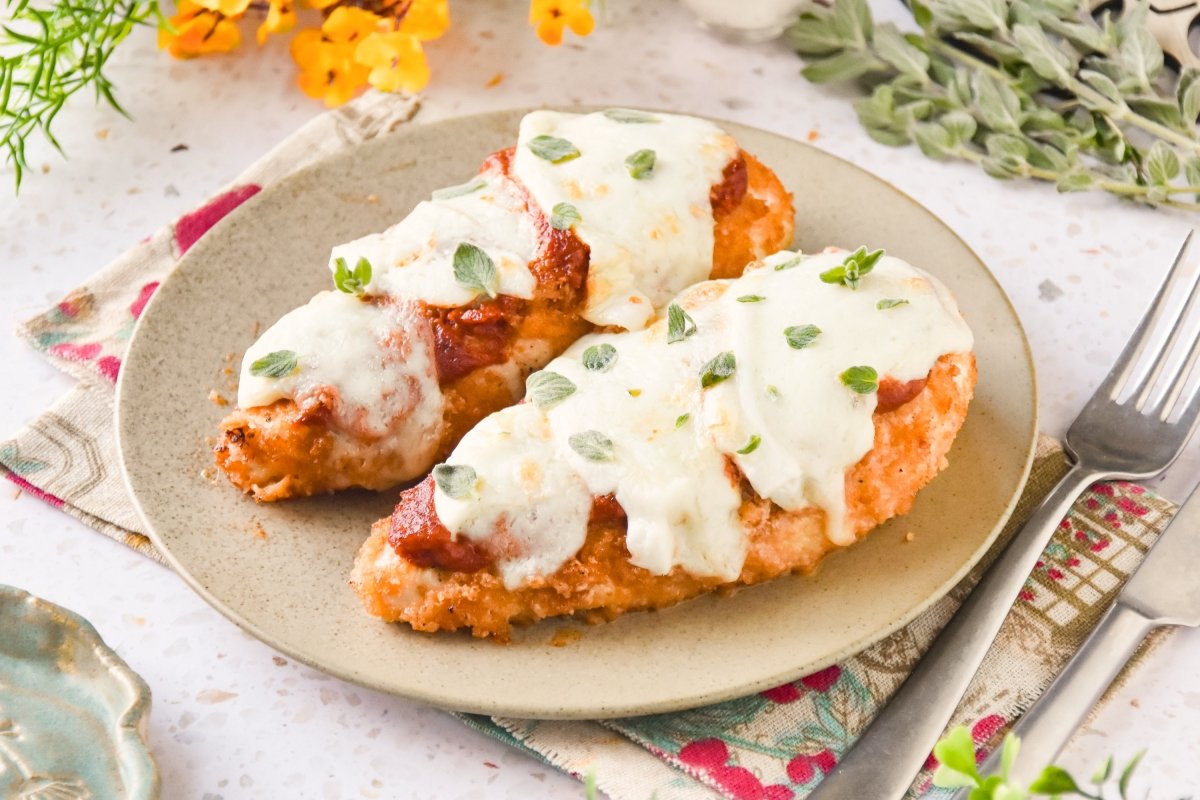 Pollo a la parmesana listo para comer