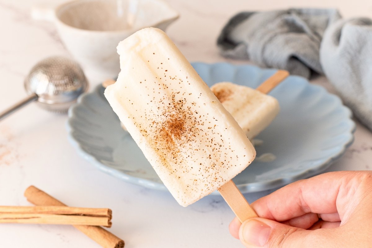 Polos de leche merengada listos para servir