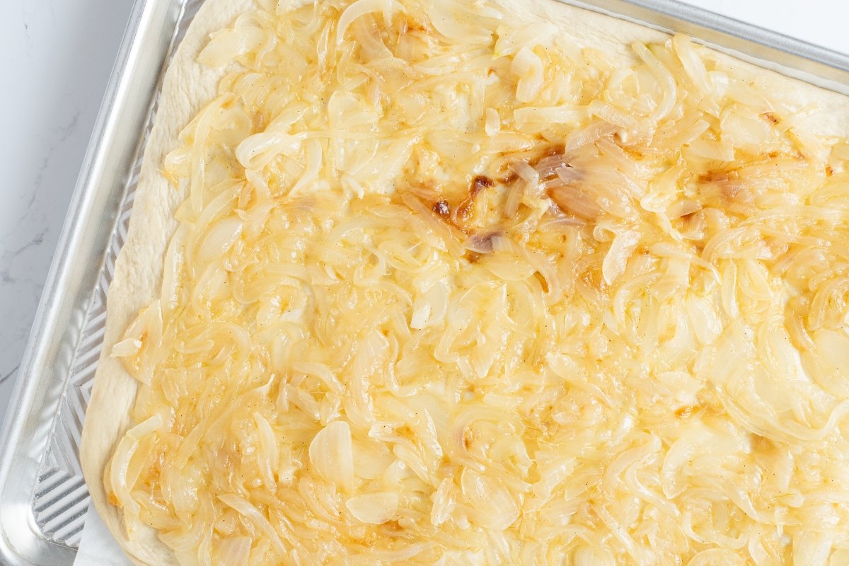 Ponemos la cebolla de la pissaladière