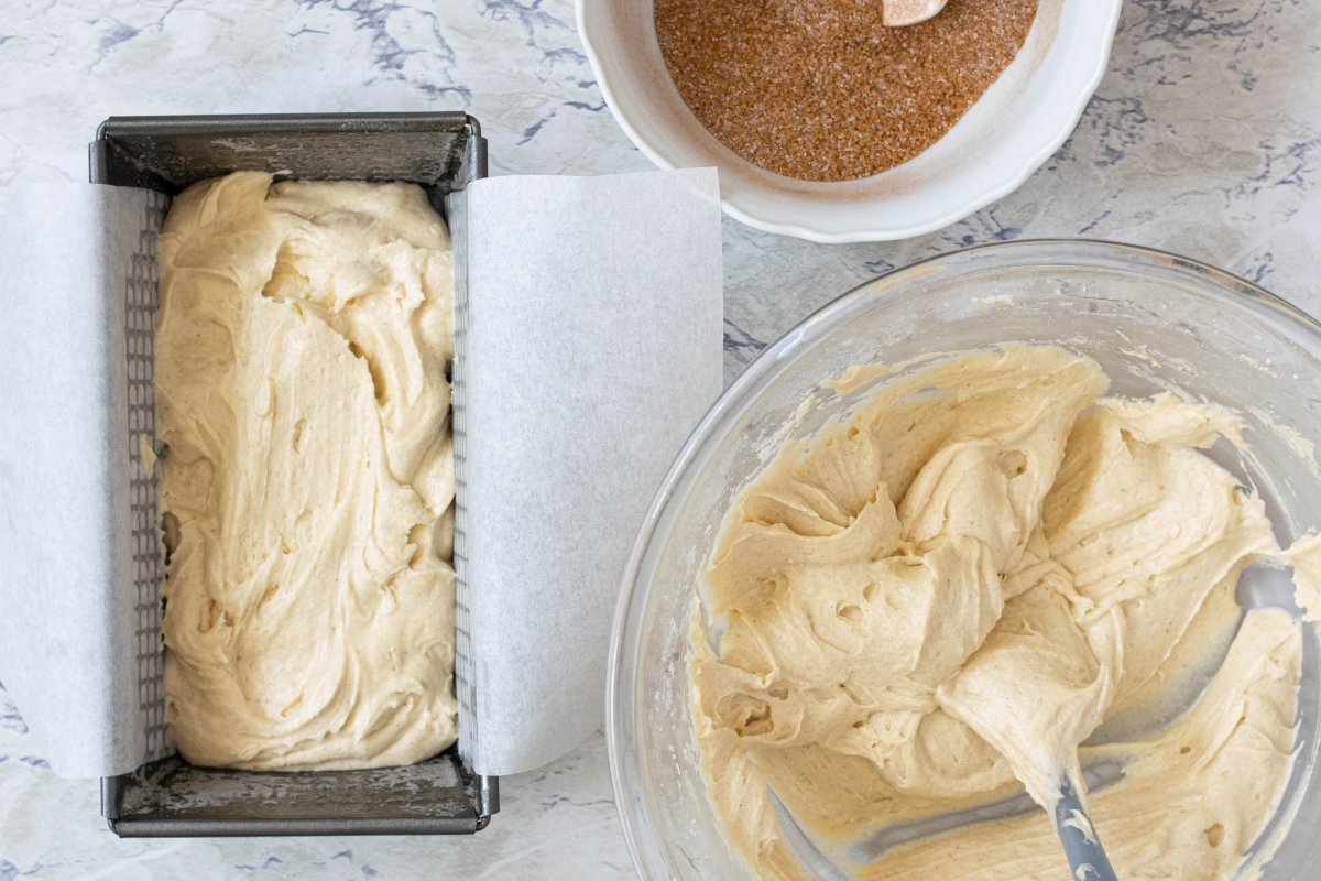 Put the batter in the bottom of the cinnamon cake mold