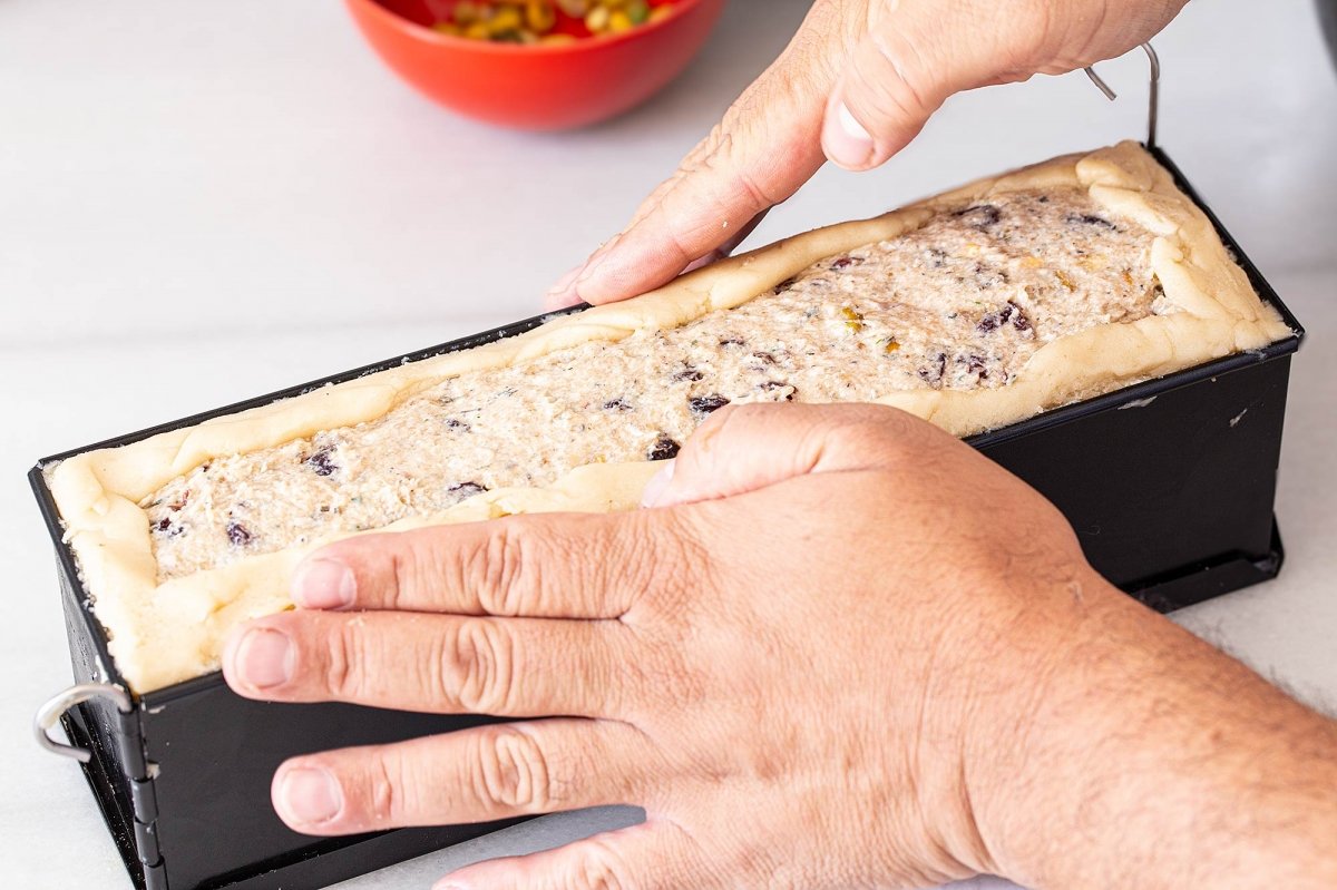 Ponemos la ultima capa de farsas y doblamos la masa