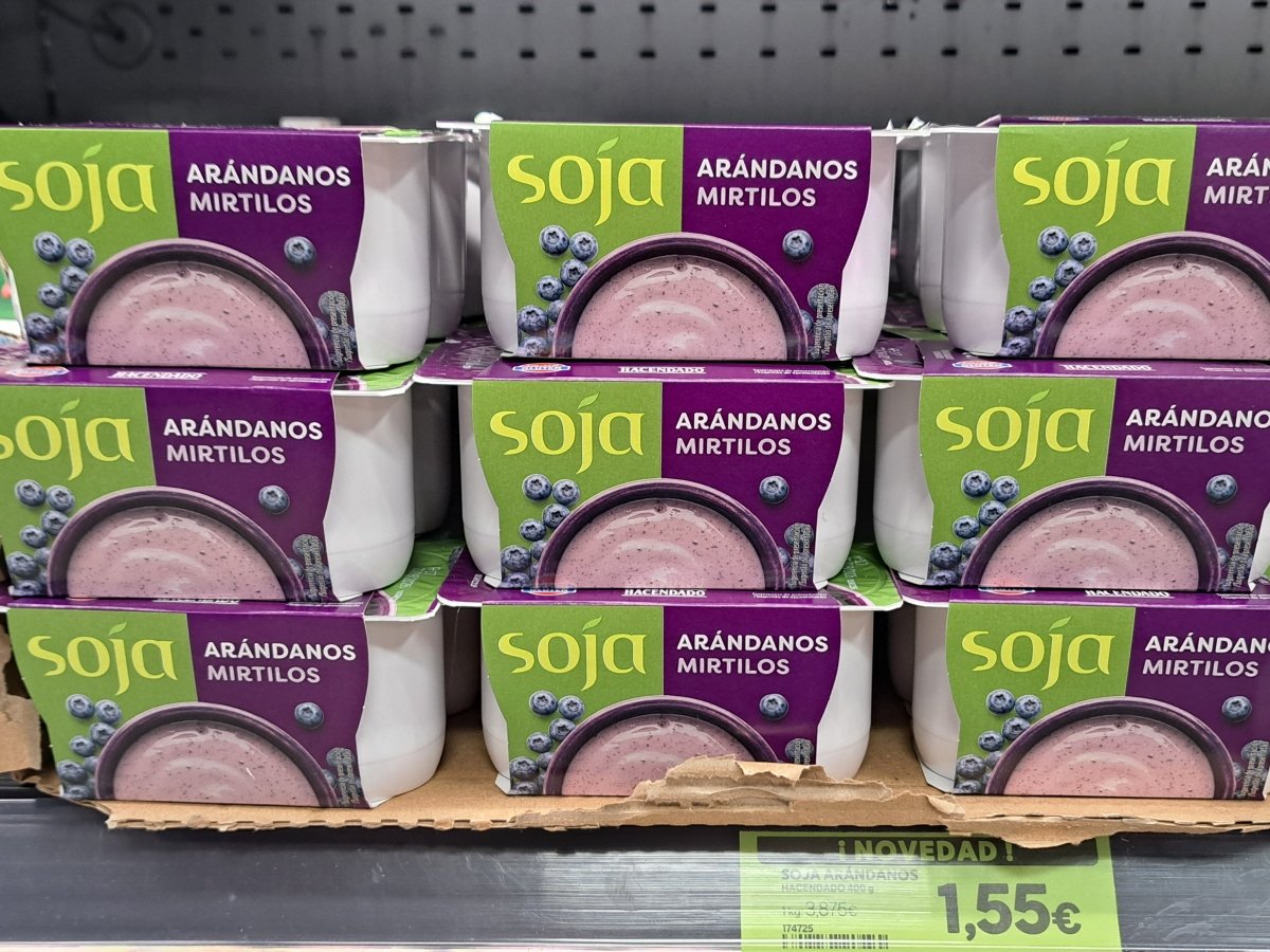 Postre de soja Hacendado con arándanos