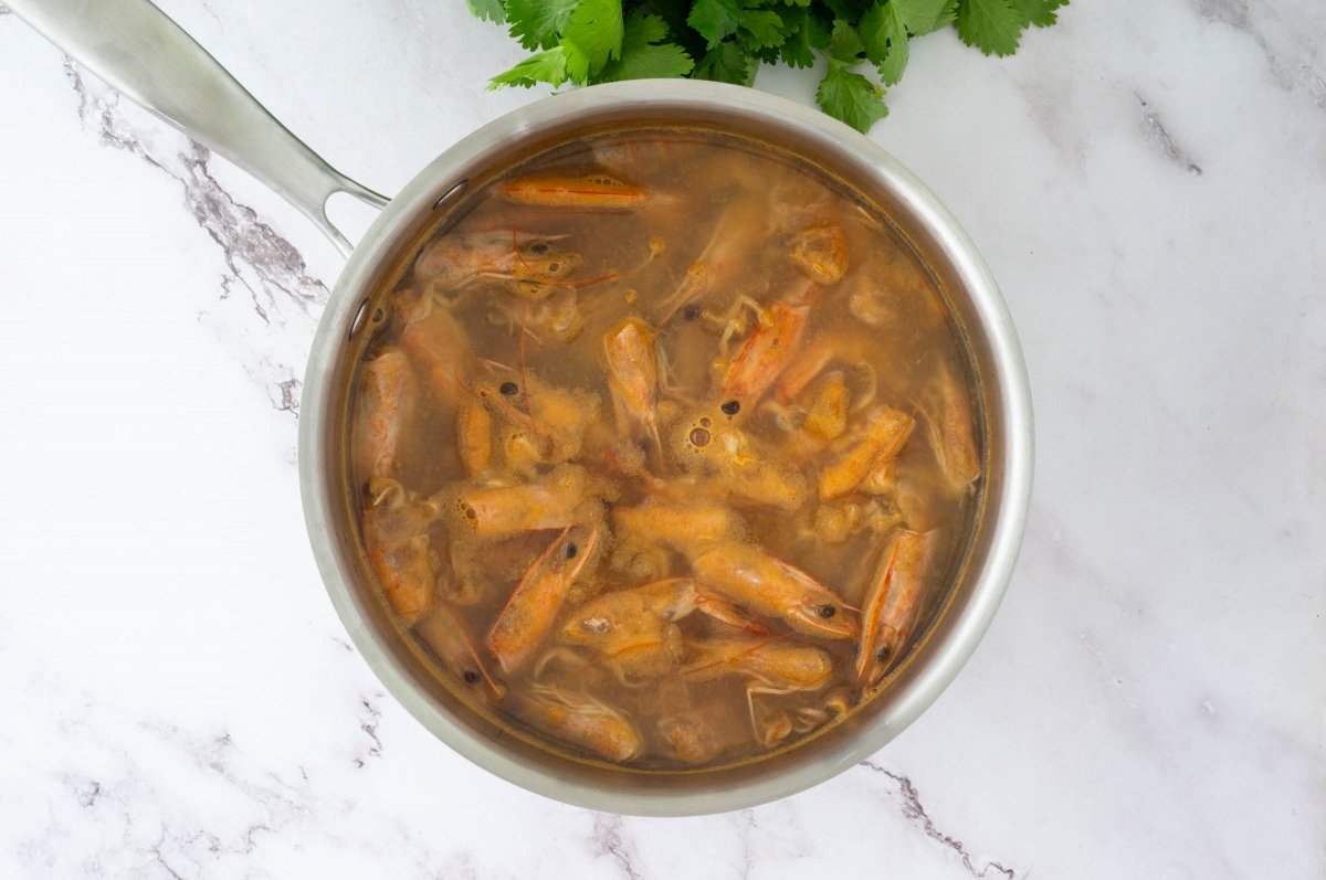 Preparar el caldo del vatapá