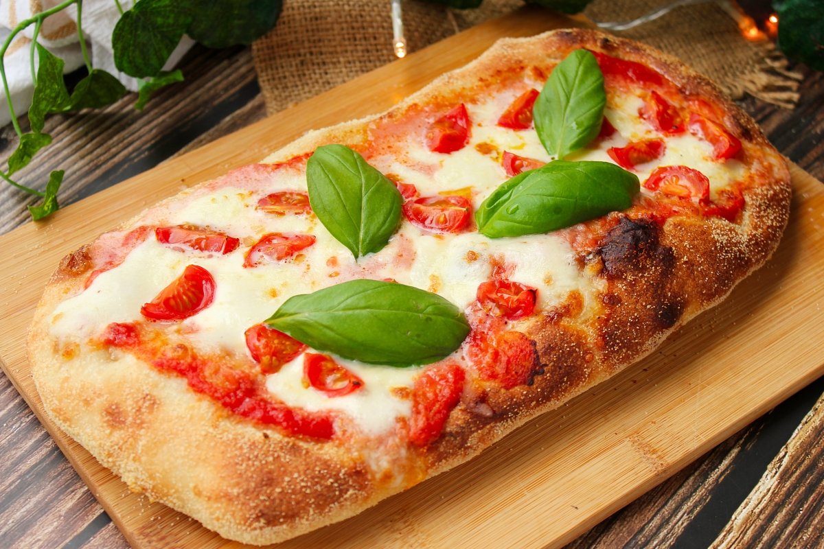 Cuál es la diferencia entre una pinsa y una pizza