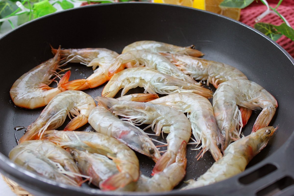 Grilled Shrimp Cooking Process