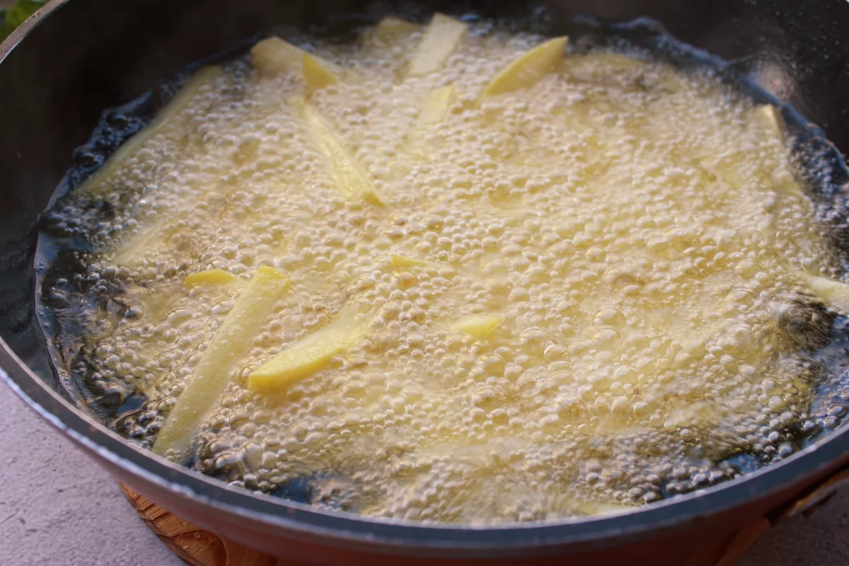 Proceso de fritura de las patatas *