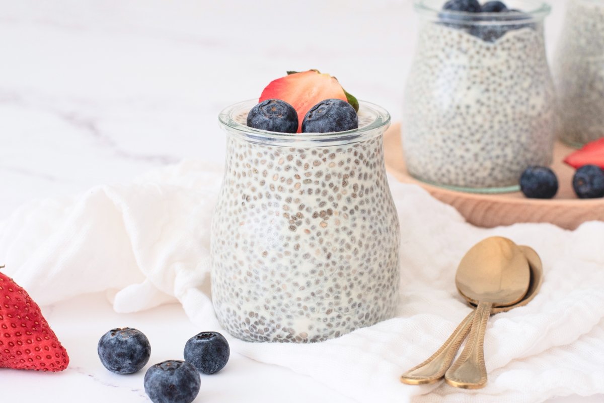 Chia pudding with tangerines and mint