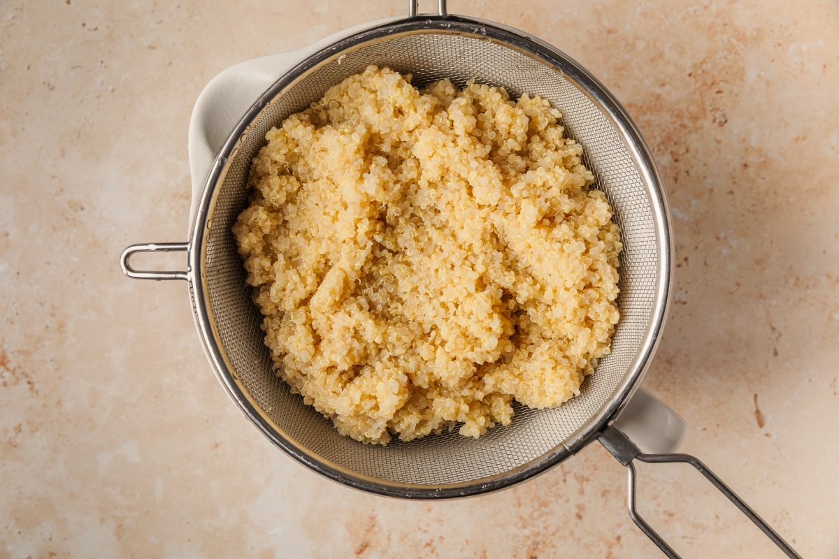Quinoa cocida para la quinoa con verduras en Thermomix