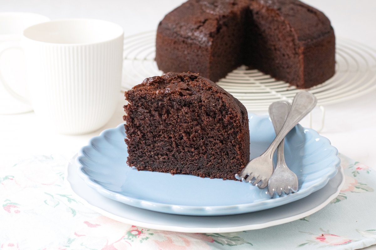 Chocolate cake portion