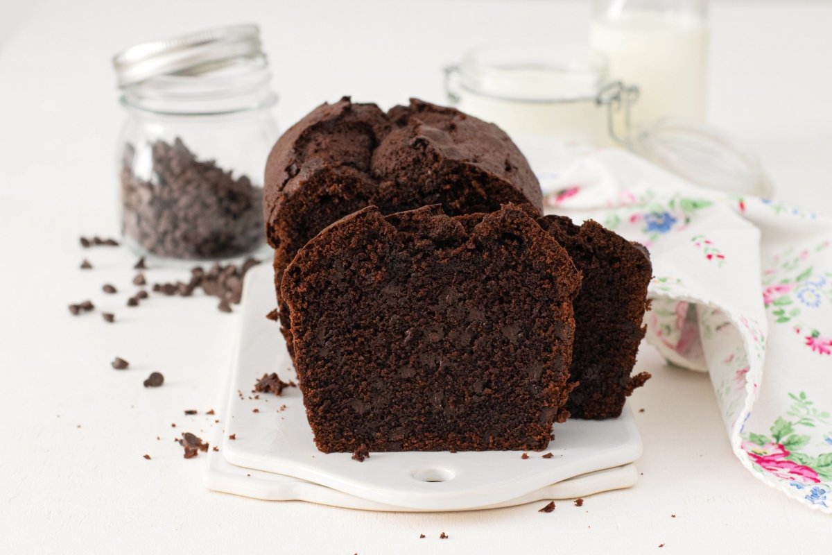 Plum cake de chocolate-riquísimo tarta muy delicioso con sabor intenso a chocolate