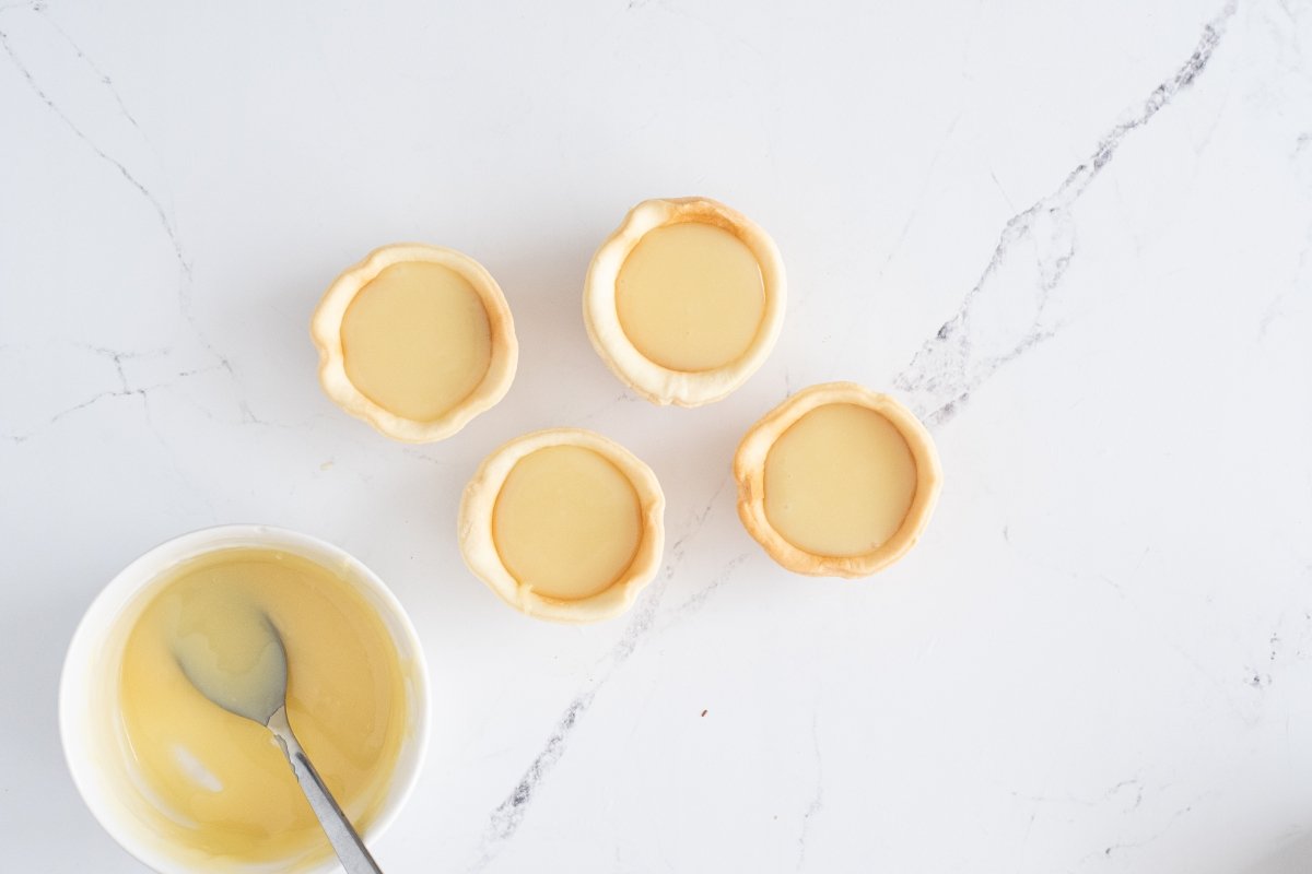 Rellenamos las tartaletas de chocolate blanco