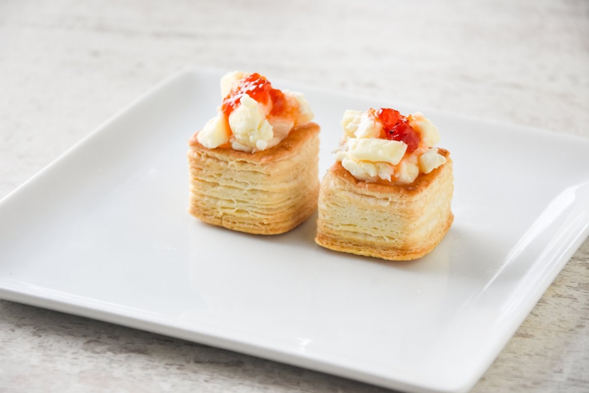 Rellenamos los volovanes de brie