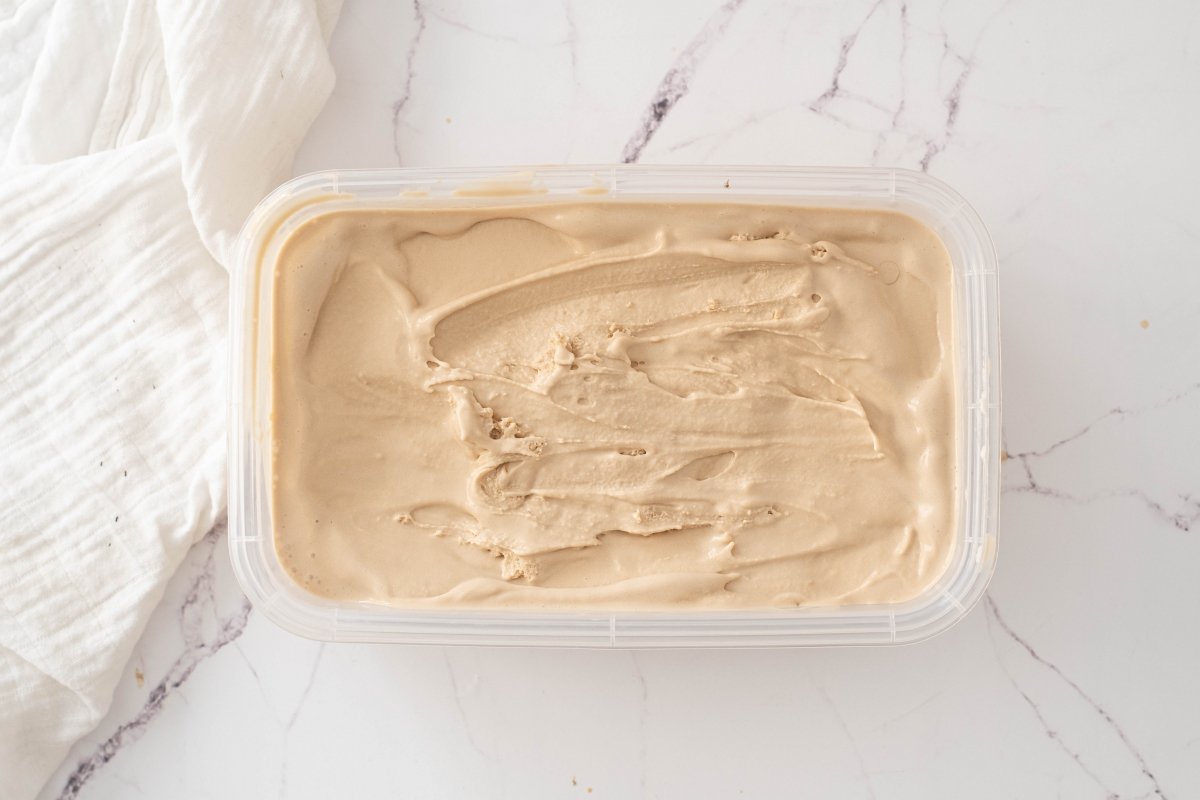 Fill a mold with the mixture and freeze to make the coffee ice cream