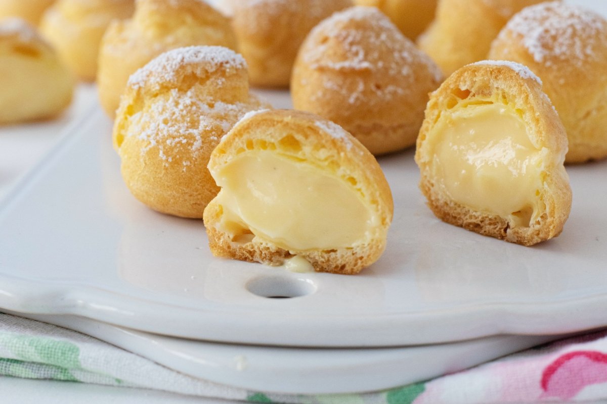 Relleno de los profiteroles de crema