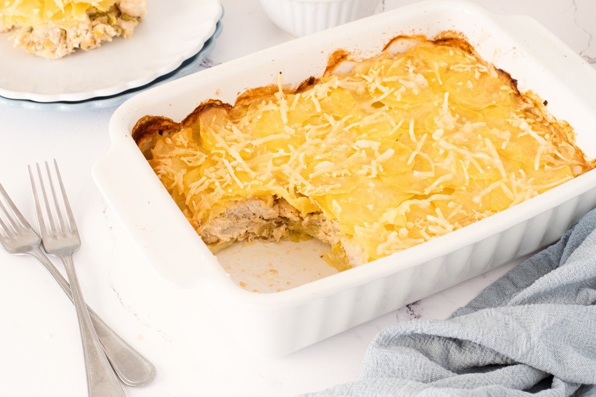 Relleno del pastel de patata y pescado