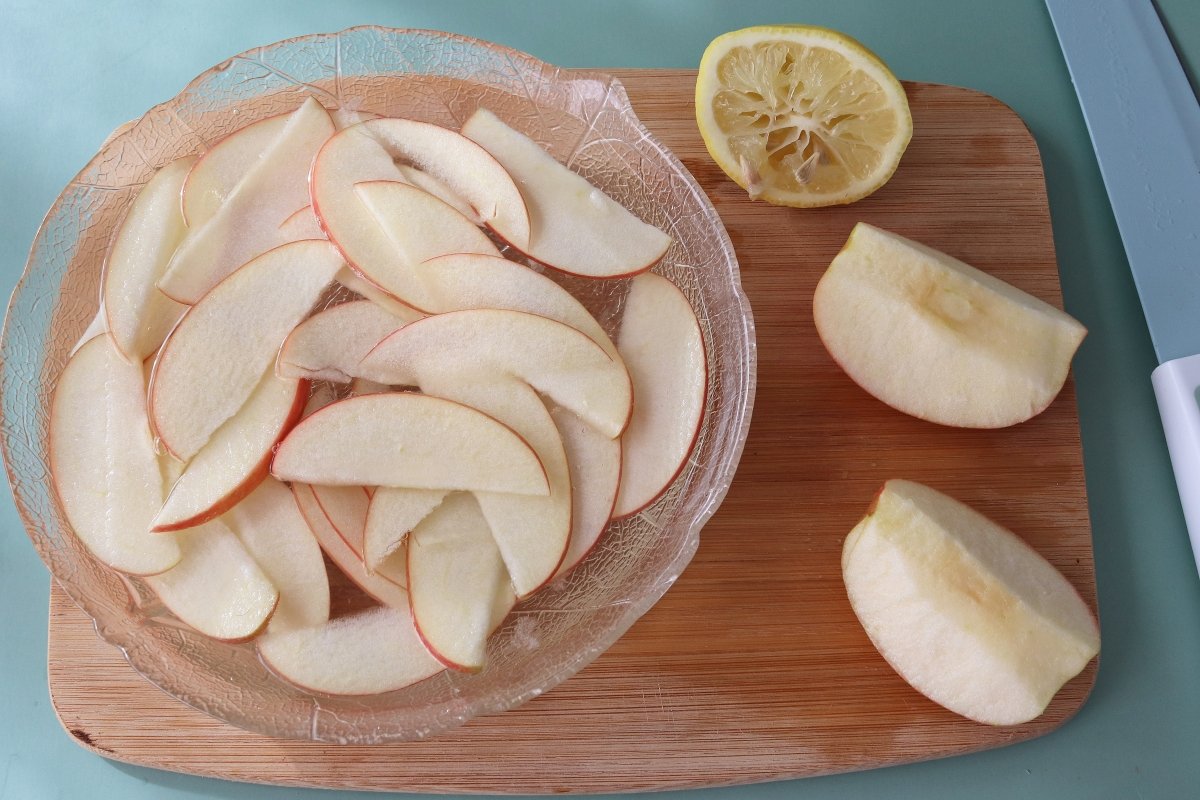 Remojar manzanas ensalada de endivias