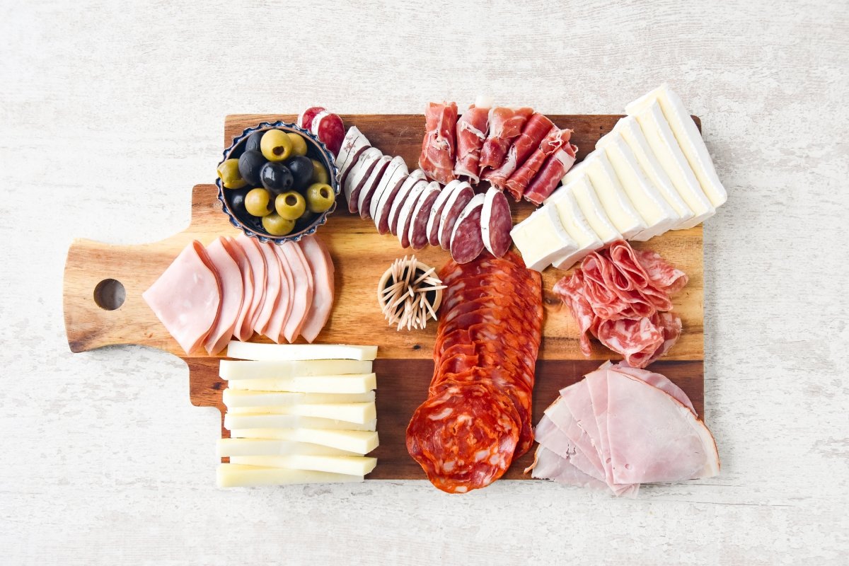 Repartimos los embutidos