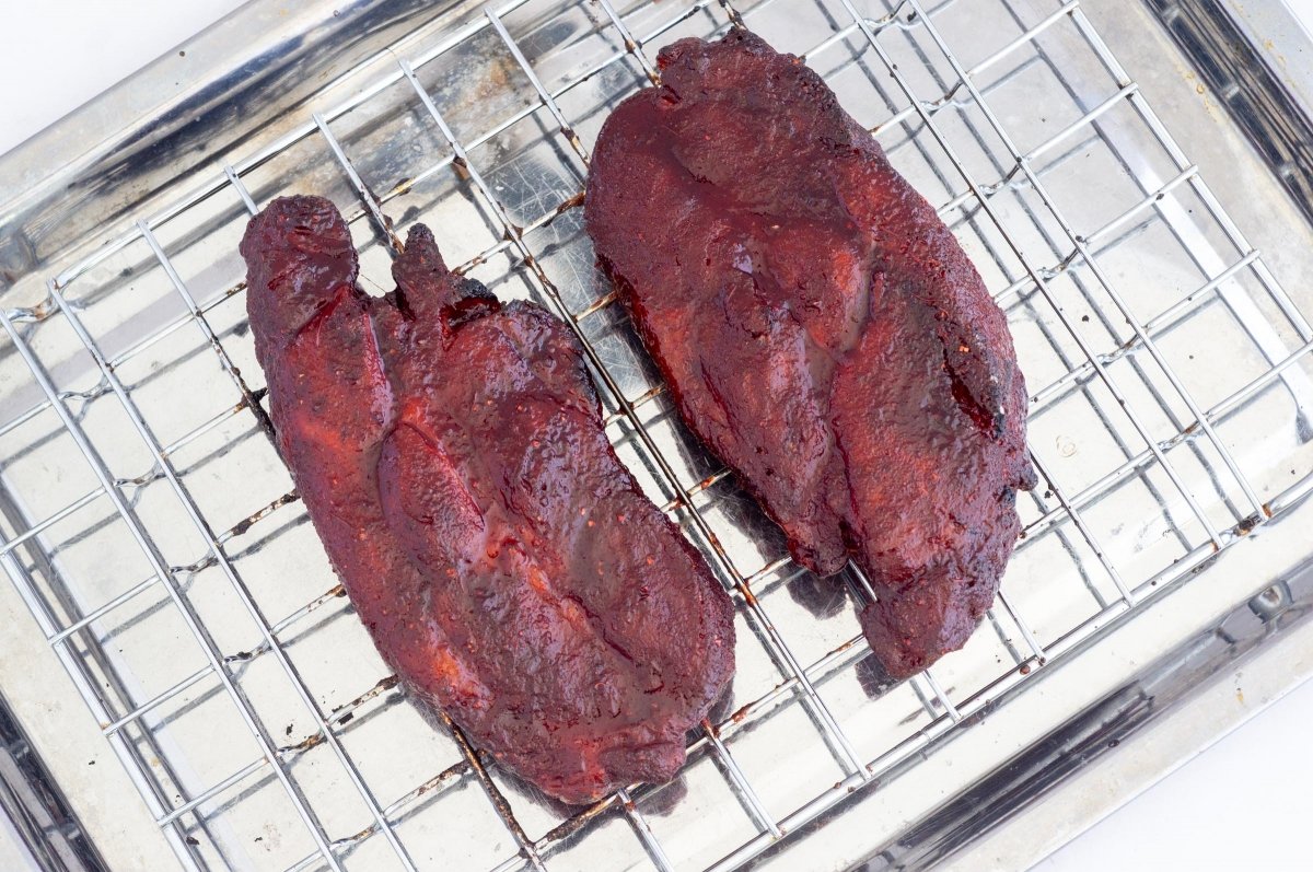Reposar el char siu glaseado
