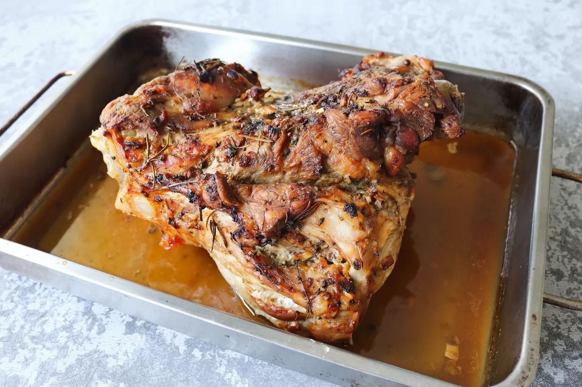 Pata de cerdo asada 7 Reposo pata de cerdo asada